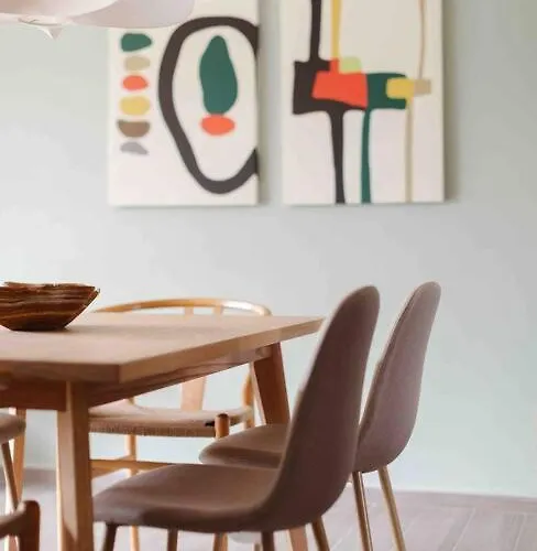 Mrw Gorgeous Park View 2br Balcony 701